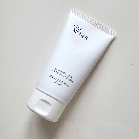 Gentle Rose Petal Scrub by Lise Watier - Picture 1 of 5